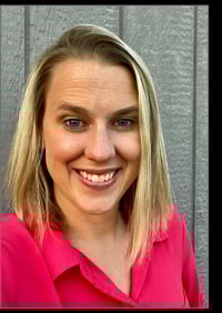 Liz Klemme Headshot