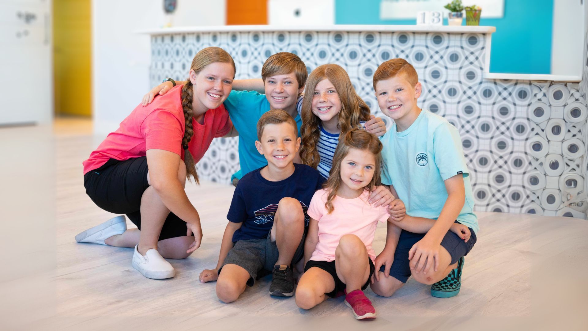 kids in Lobby_AZ center