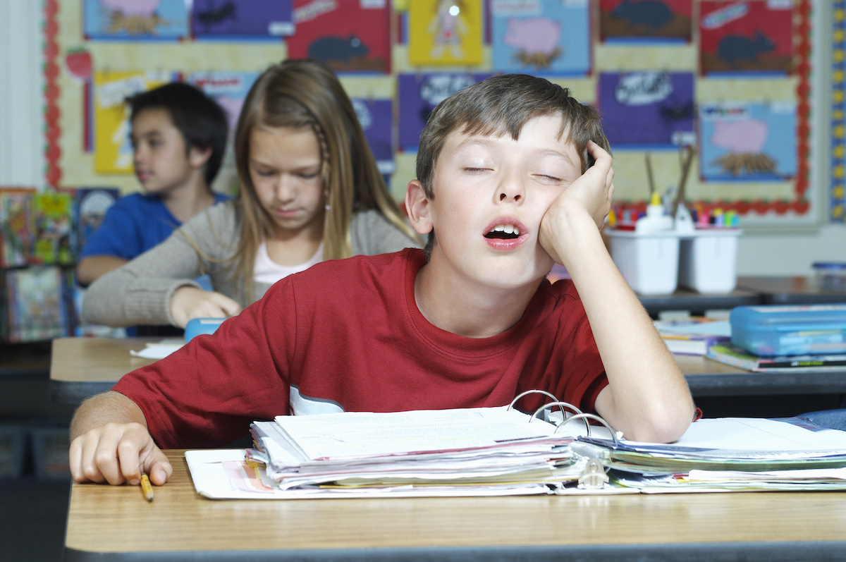 does homework affect sleep schedule